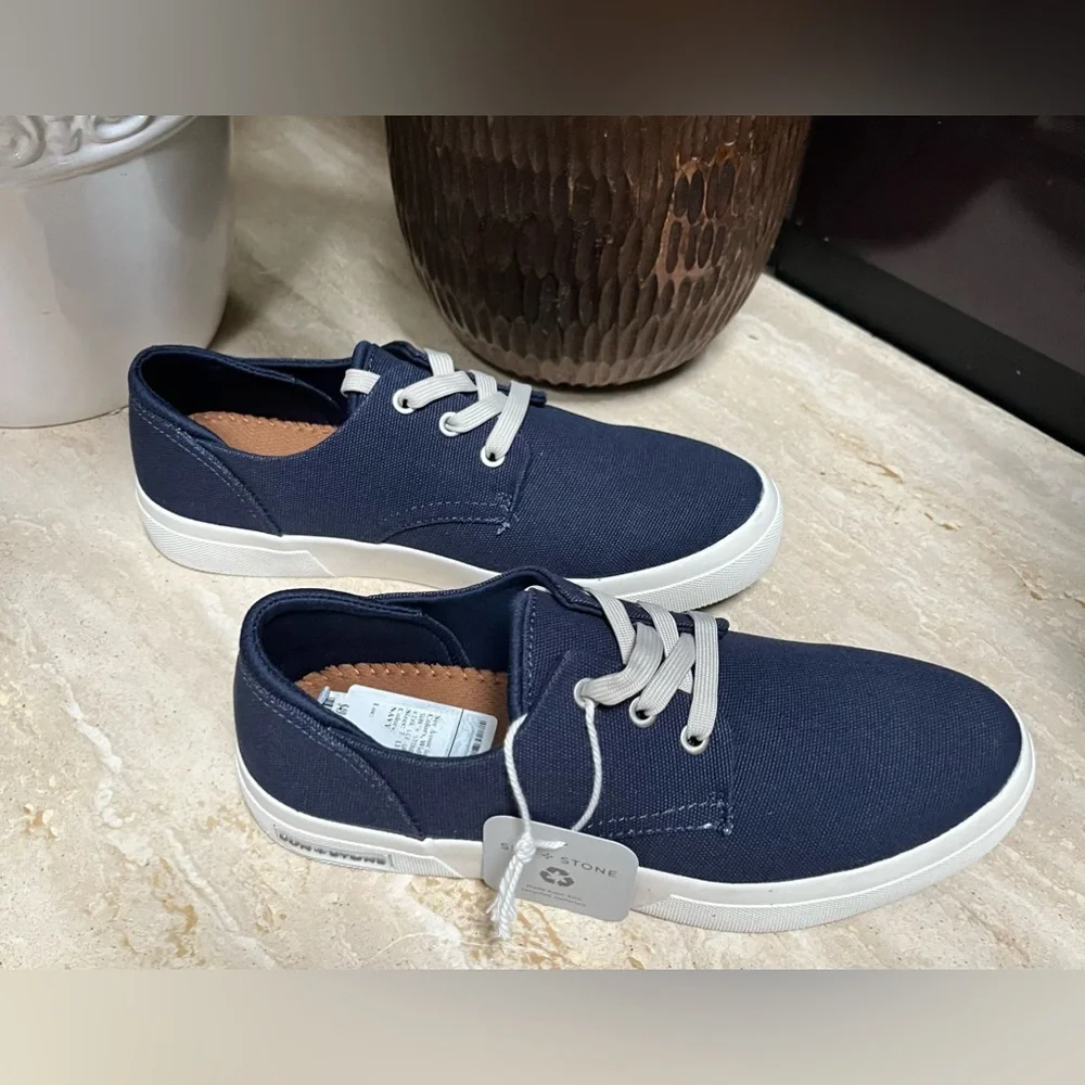 NWT Sun + Stone Men’s Kiva Core Lace Up Sneakers